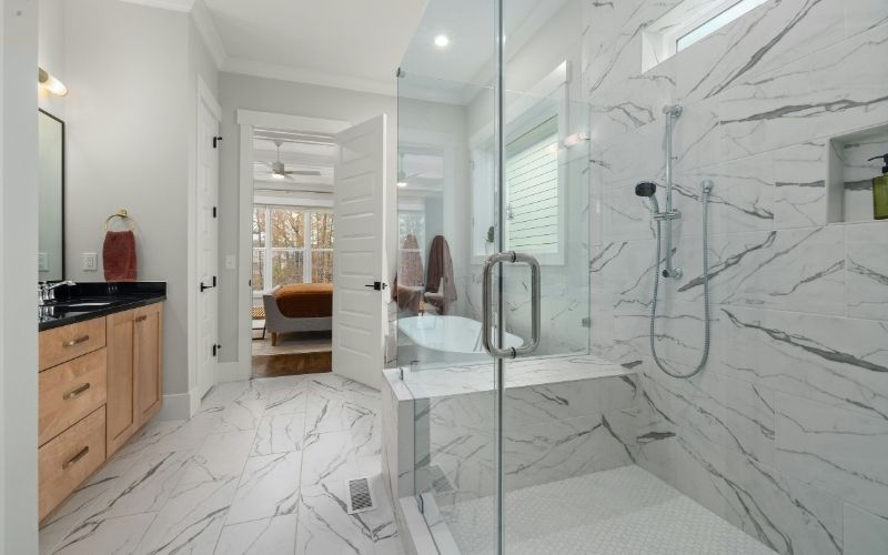 Salle de bain moderne rénovée dans l'Oise